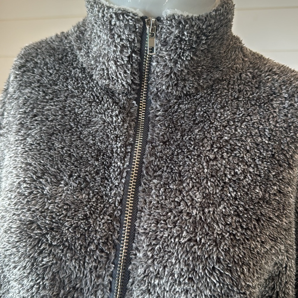 Merokeety Colorblock Charcoal & White Sherpa Quarter Zip Pullover Size Medium - Picture 8 of 13
